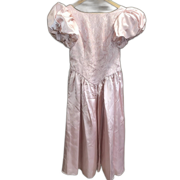 comfortable dress pants Modern Fit Stretch City Comfort group-574 Color:Pink Floral Print Really love this dress.
